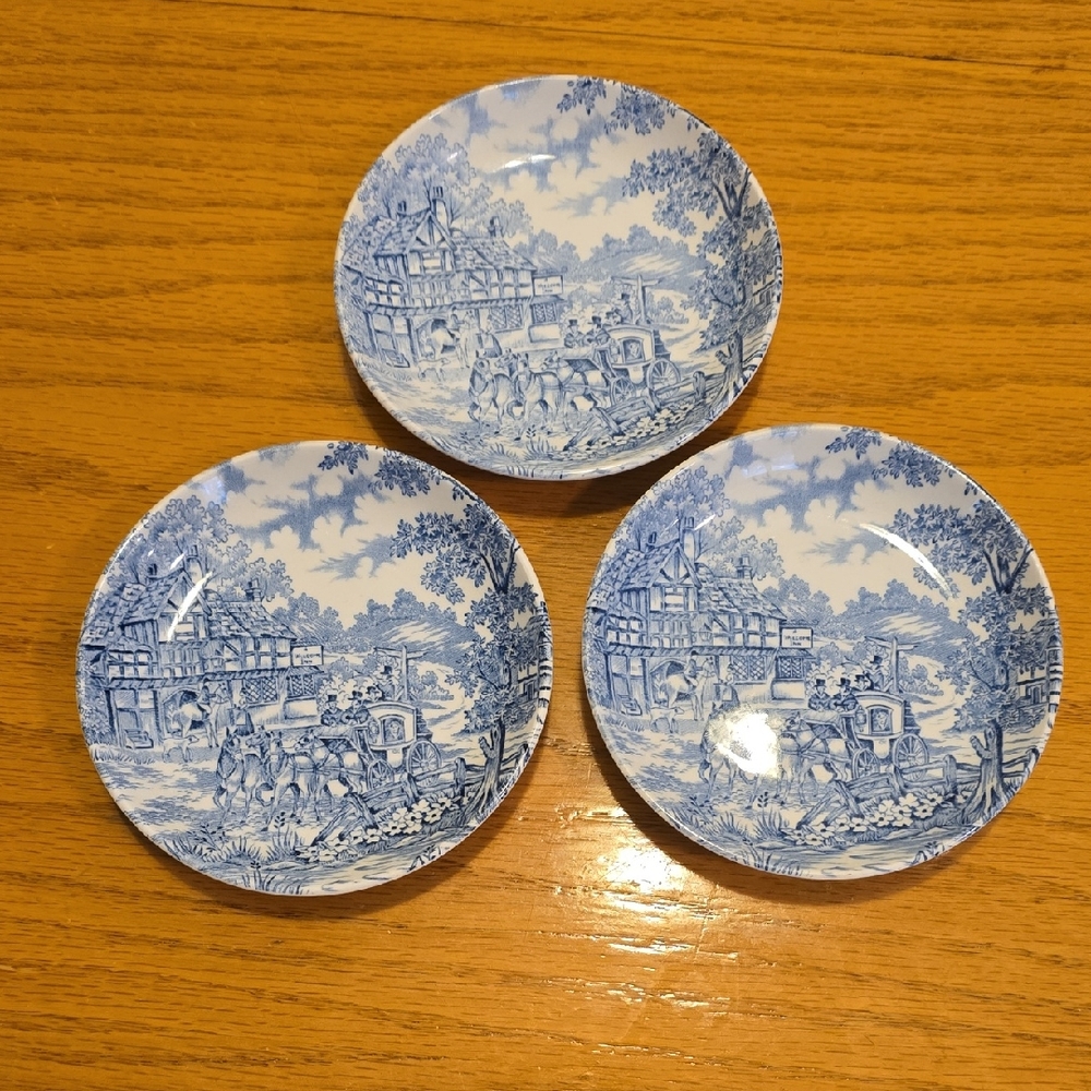 Vtg Set Alfred Meakin Staffordshire COACHING DAYS Blue Coaster Hand Engraved
